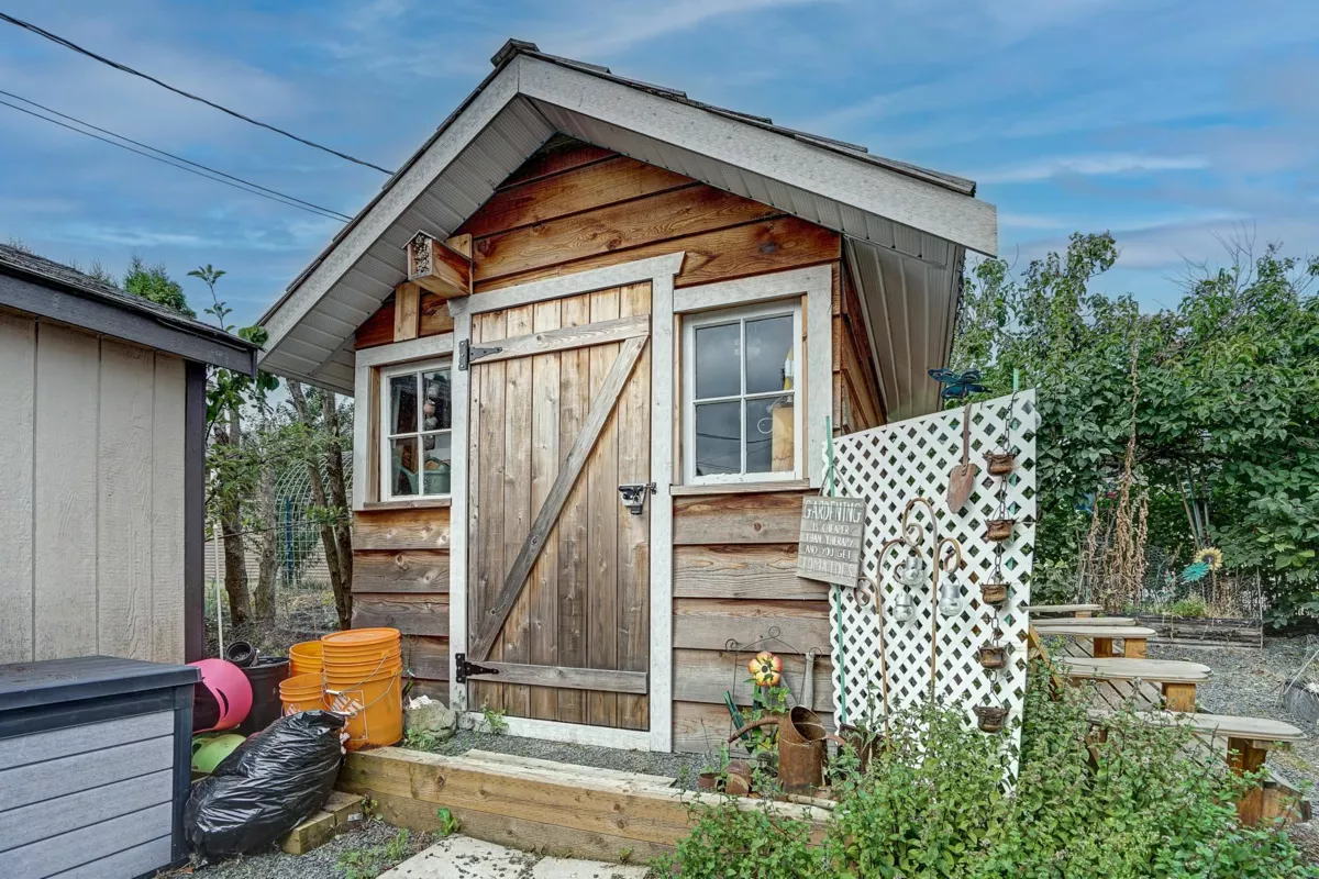 Staircase Photo of 123 6338 Vedder Road, Chilliwack, BC