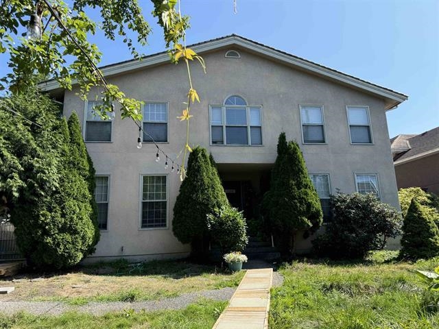 Exterior Front Photo of 7426 Bridge Street, Richmond, BC