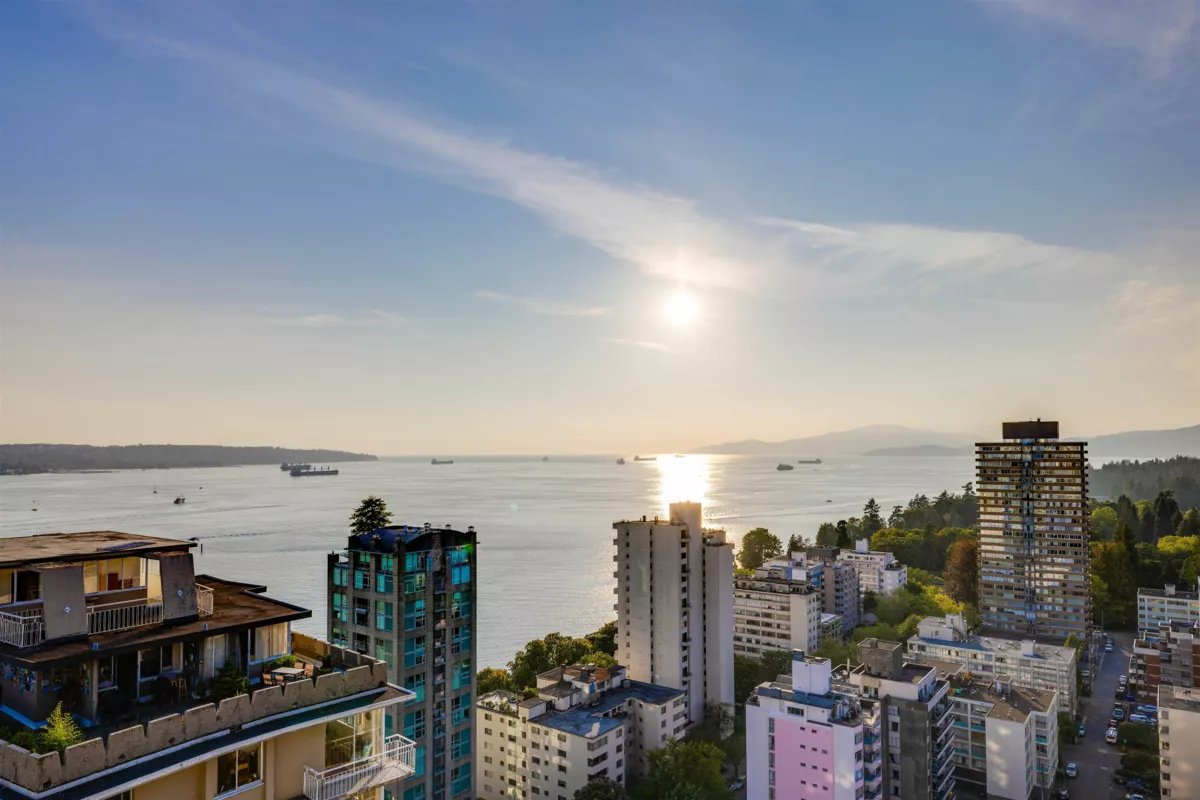 Backyard Photo of 2006 1850 Comox Street, Vancouver, BC