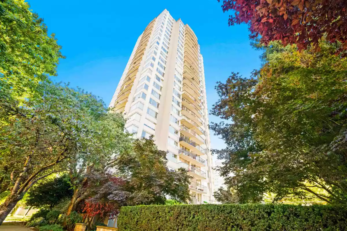 Basement Recreation Room Photo of 2006 1850 Comox Street, Vancouver, BC