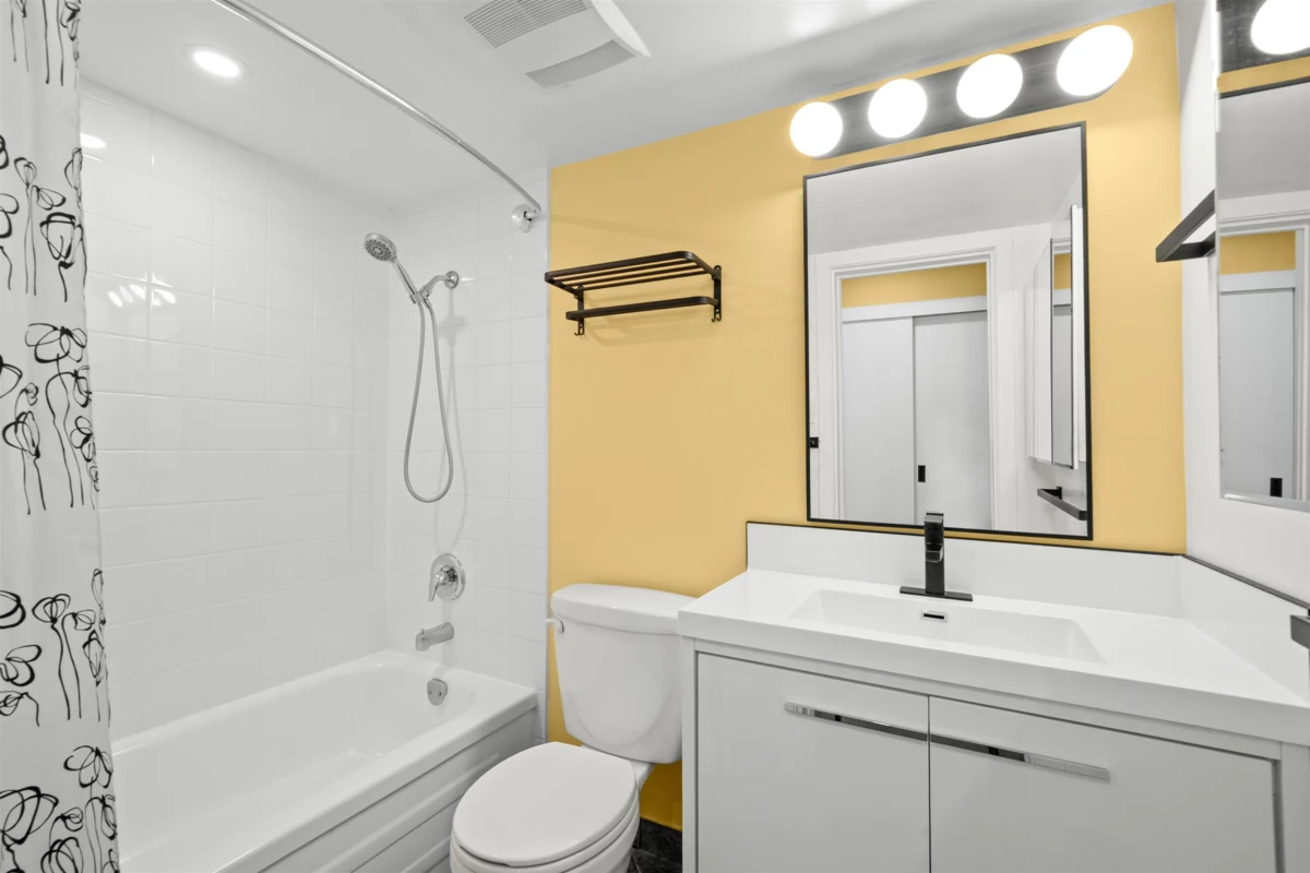 Bedroom 3 Photo of 2006 1850 Comox Street, Vancouver, BC