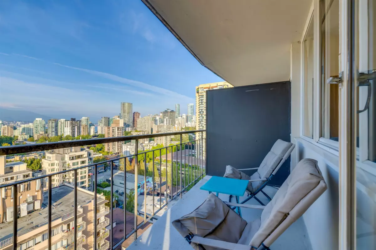 Guest Bathroom Photo of 2006 1850 Comox Street, Vancouver, BC
