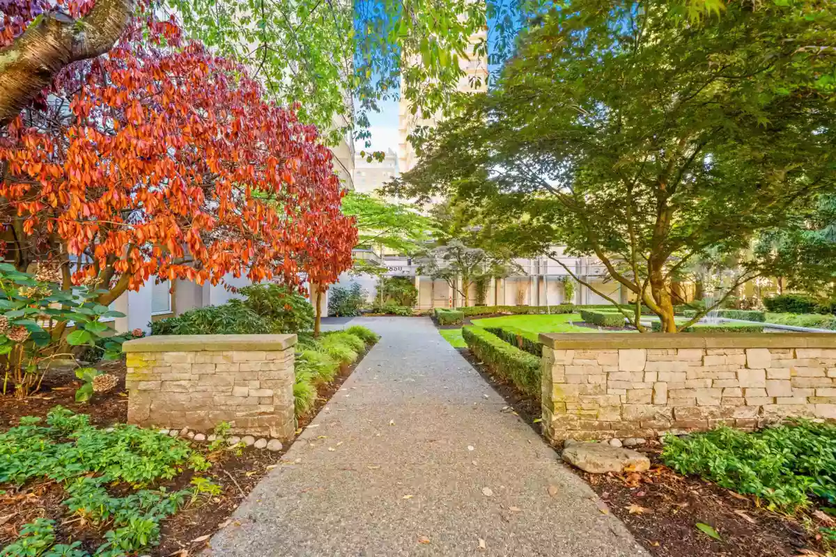 Laundry Room Photo of 2006 1850 Comox Street, Vancouver, BC