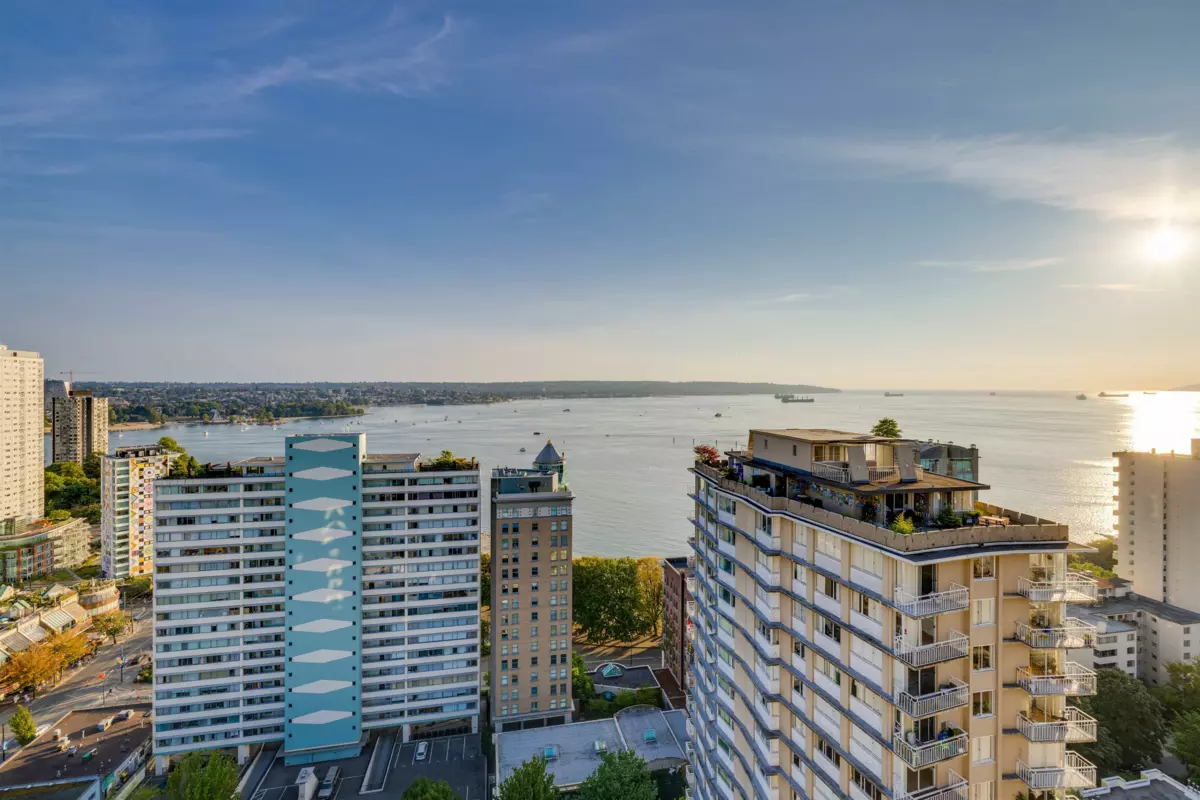 Outdoor Deck Photo of 2006 1850 Comox Street, Vancouver, BC