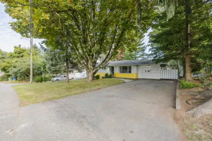 2296 Alexander Crescent, Abbotsford, BC, Abbotsford — Single Family Residence for sale