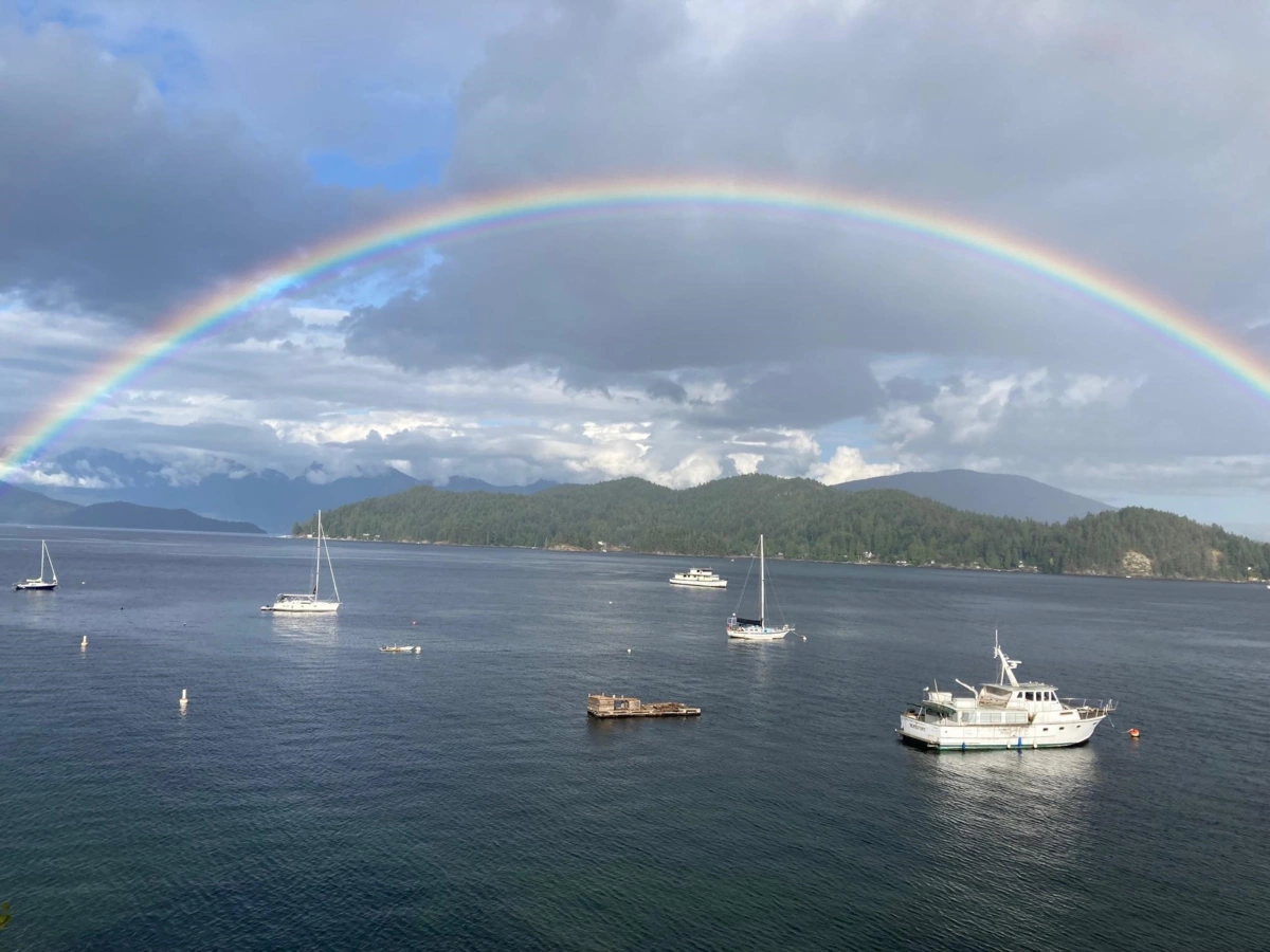 Basement Recreation Room Photo of 484 Marine Drive, Gibsons, BC
