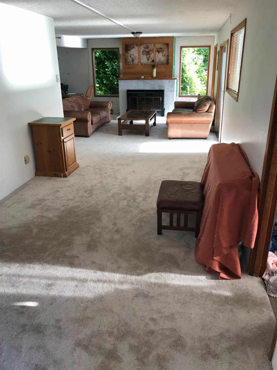 Breakfast Nook Photo of 484 Marine Drive, Gibsons, BC