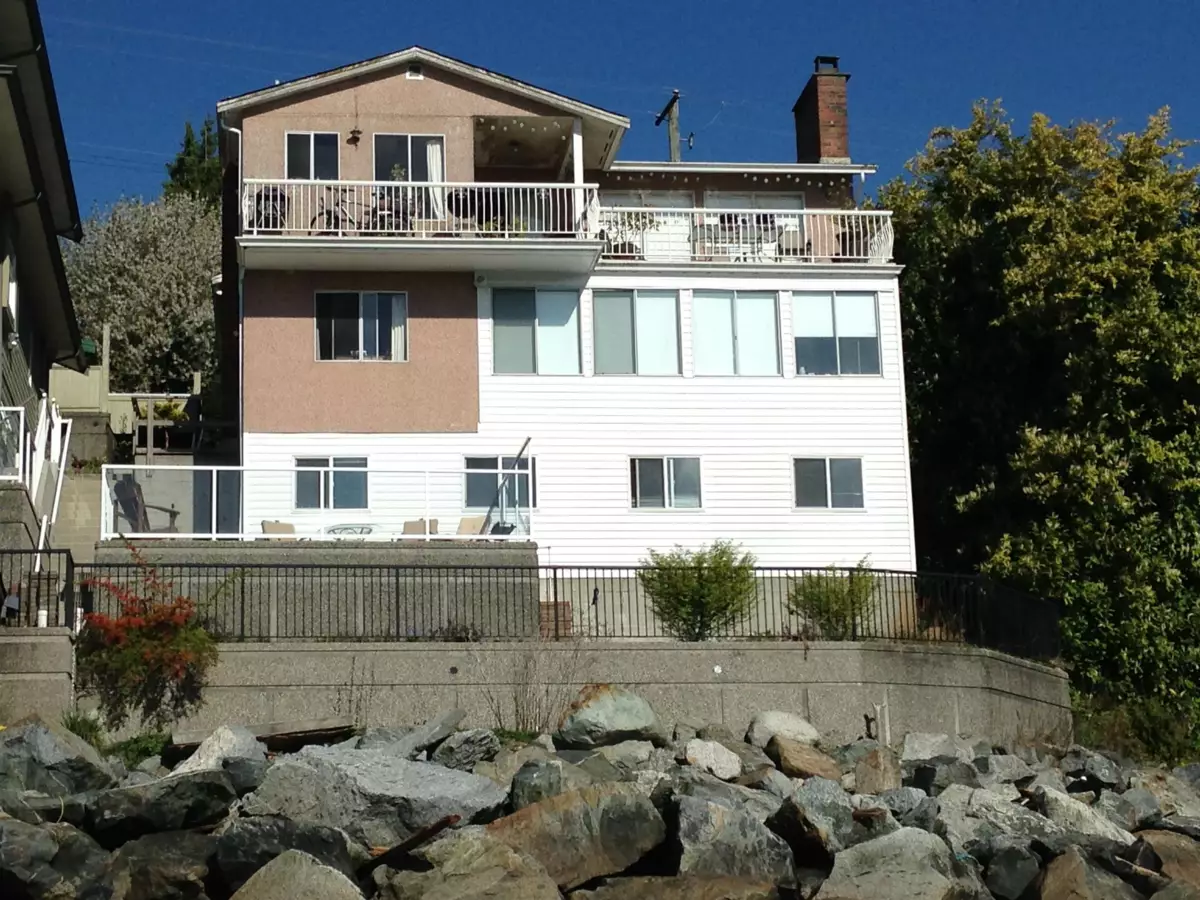 Dining Area Photo of 484 Marine Drive, Gibsons, BC