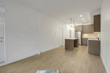 Walk-In Closet Photo of 208 18811 72 Avenue, Surrey, BC