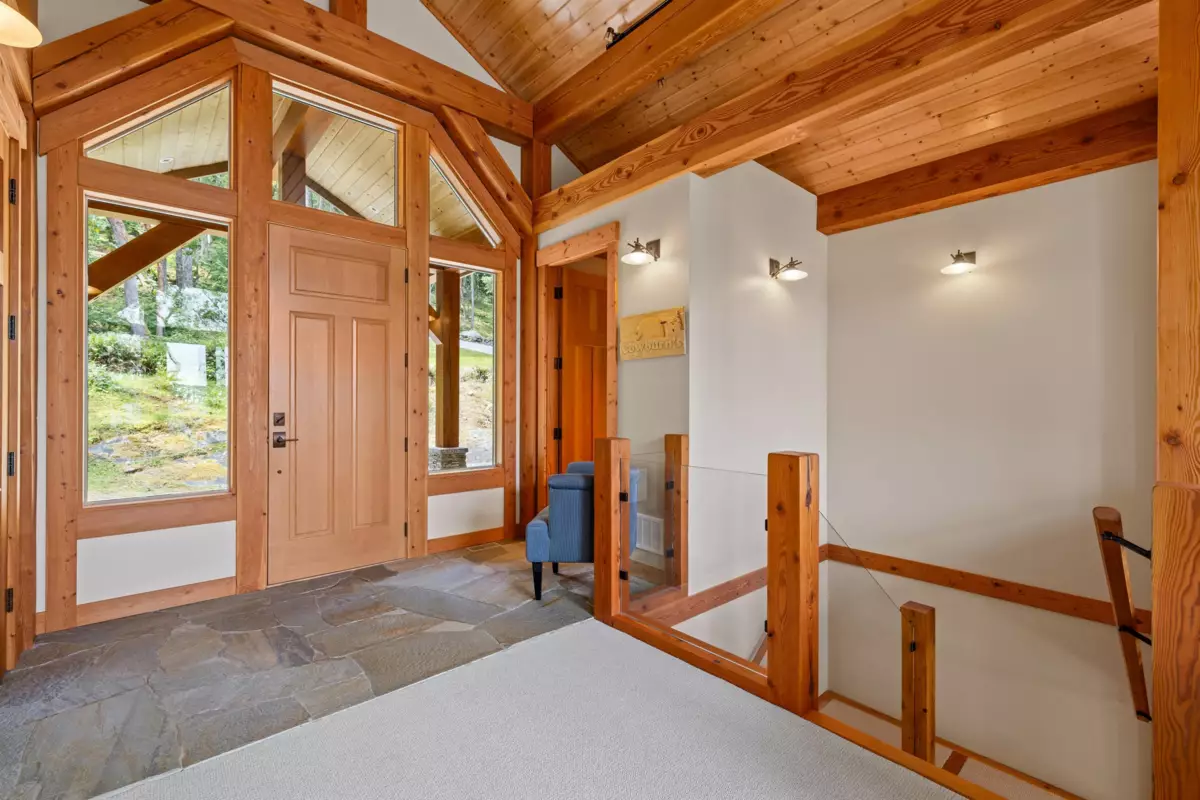 Breakfast Nook Photo of 144 Sunrise Point Road, Galiano Island, BC