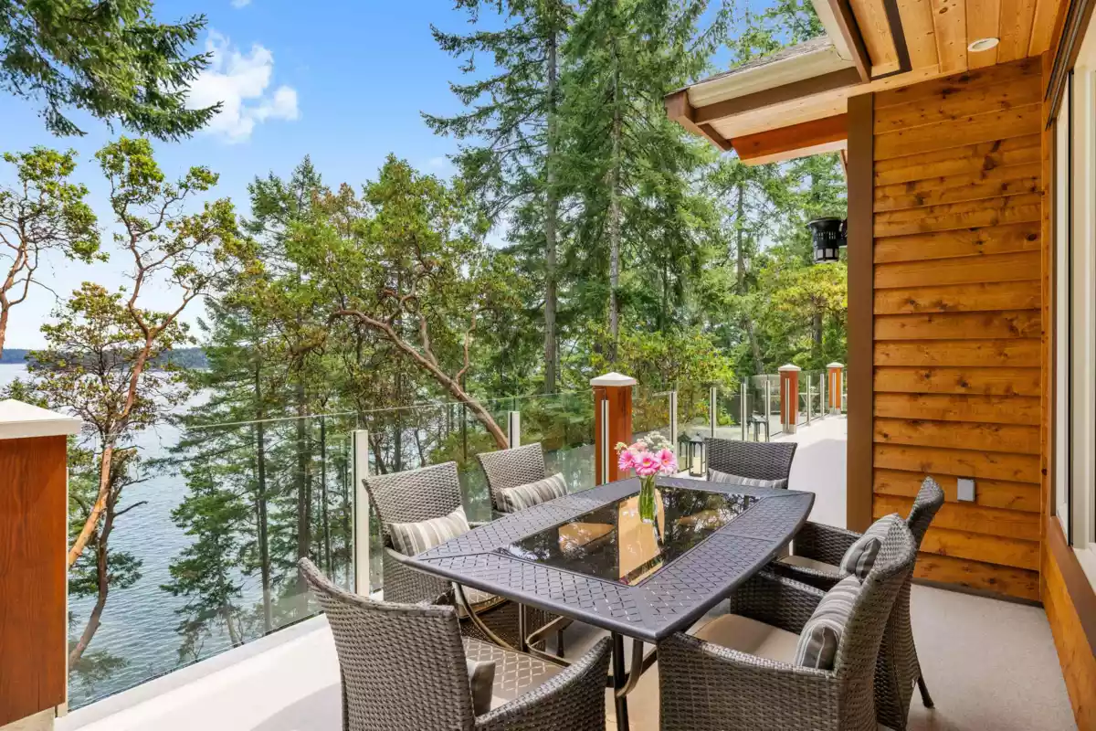 Hallway Photo of 144 Sunrise Point Road, Galiano Island, BC