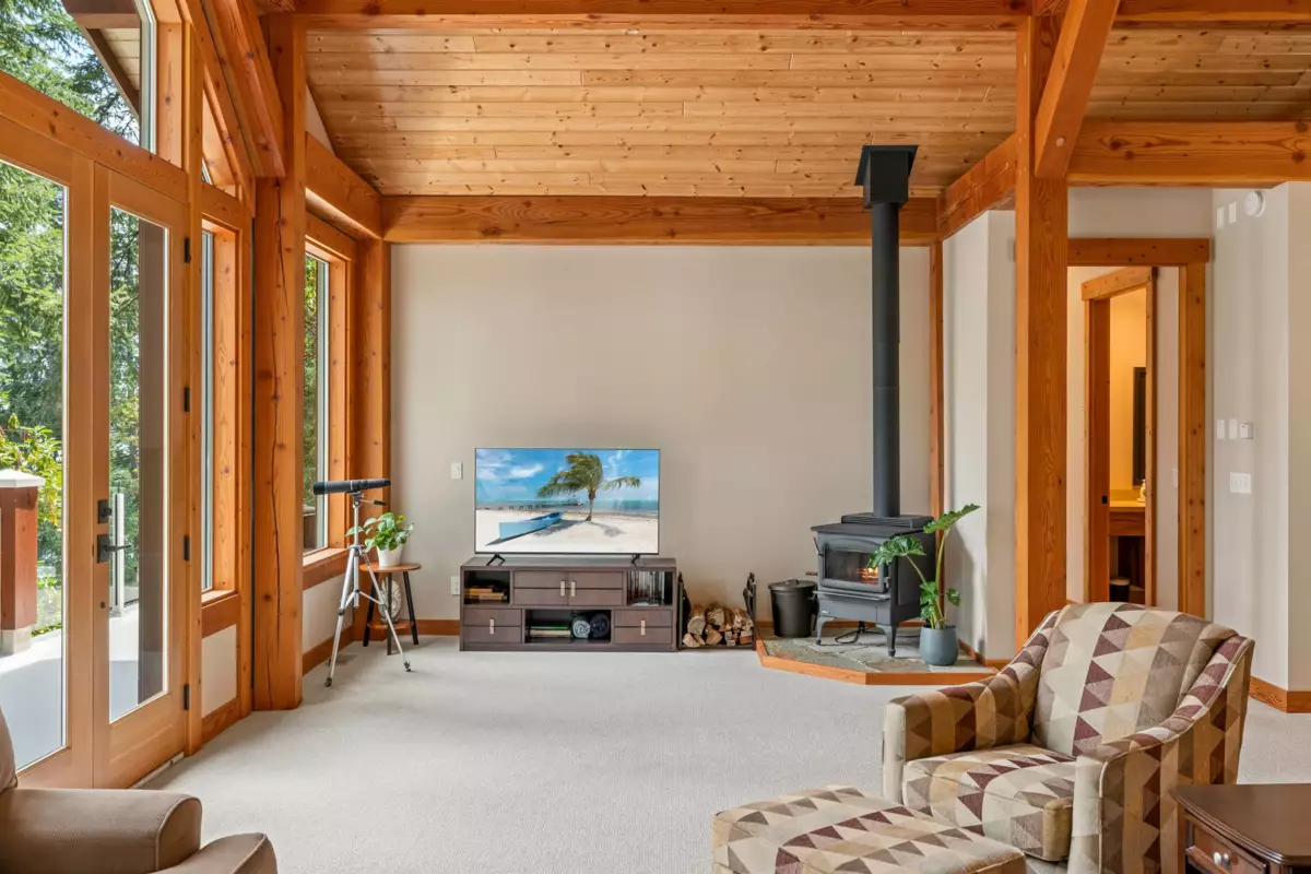 Primary Bathroom Photo of 144 Sunrise Point Road, Galiano Island, BC