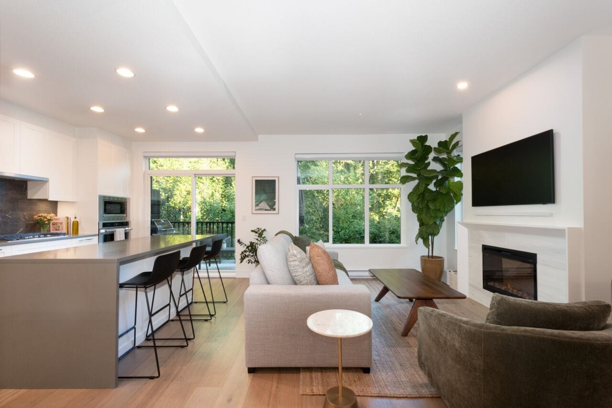 Dining Area Photo of 23 3306 Princeton Avenue, Coquitlam, BC