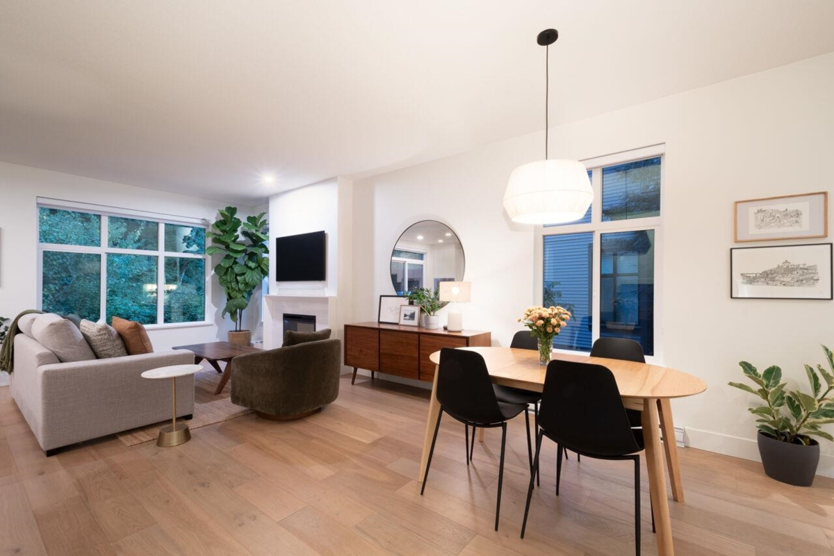 Guest Bathroom Photo of 23 3306 Princeton Avenue, Coquitlam, BC