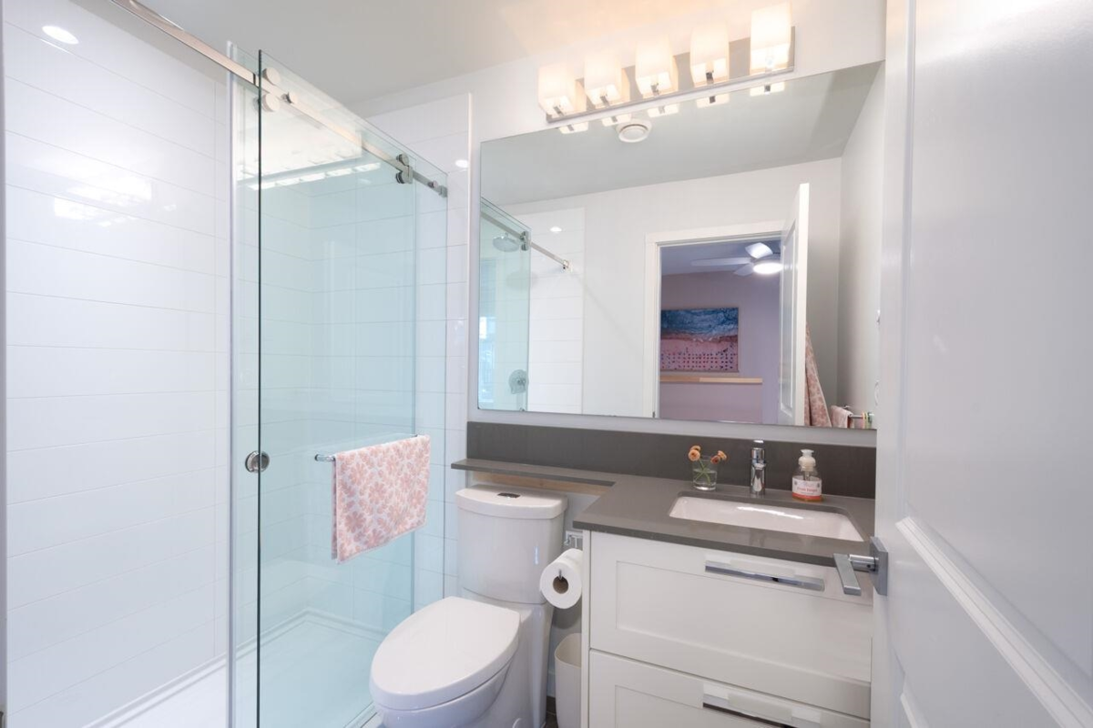 Hallway Photo of 23 3306 Princeton Avenue, Coquitlam, BC