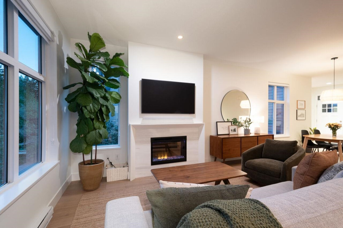 Kitchen Photo of 23 3306 Princeton Avenue, Coquitlam, BC