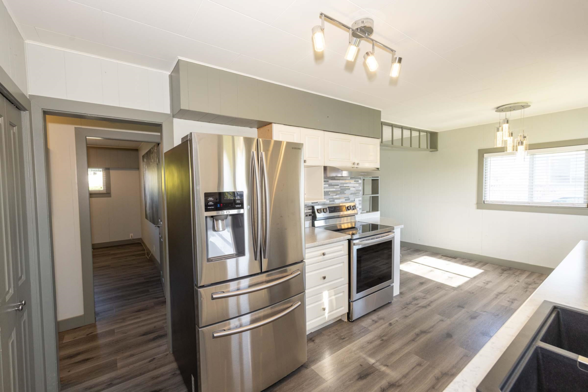 Breakfast Nook Photo of 12598 113 Avenue, Surrey, BC