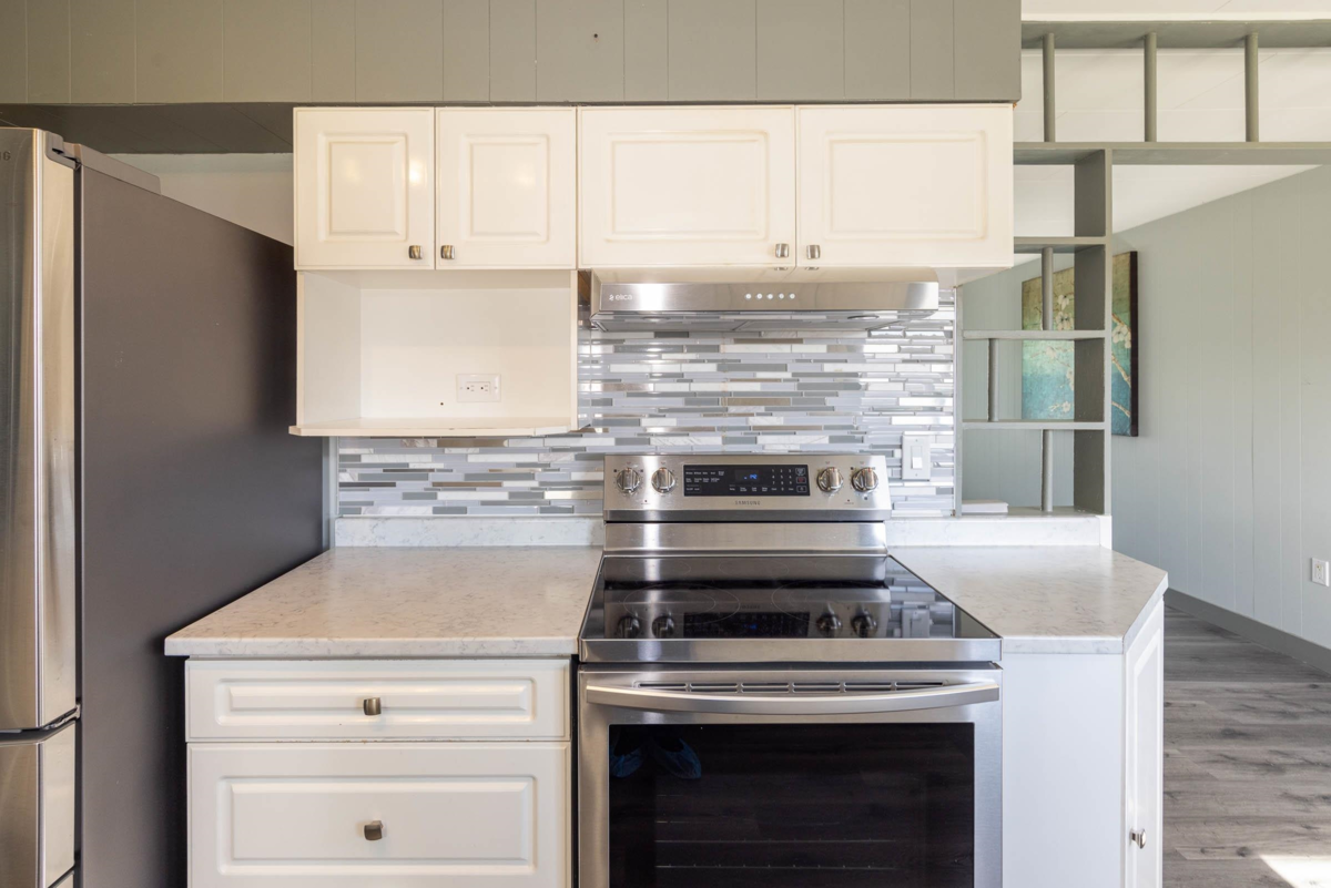 Walk-In Closet Photo of 12598 113 Avenue, Surrey, BC