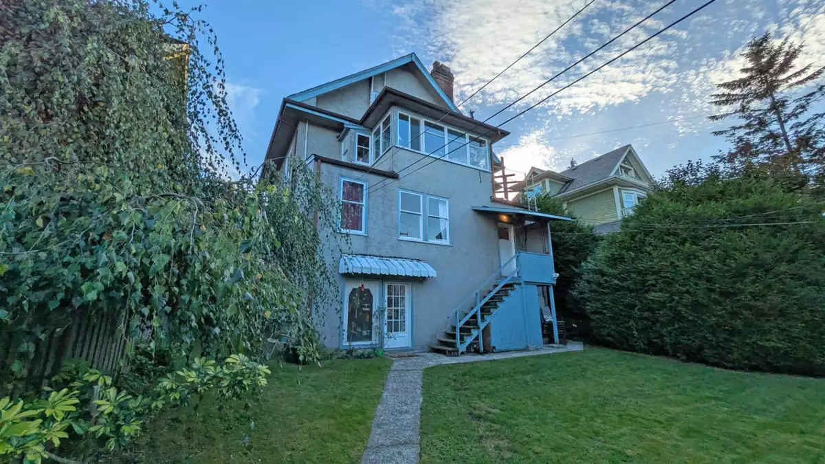 Loft / Bonus Room Photo of 345 W 11th Avenue, Vancouver, BC