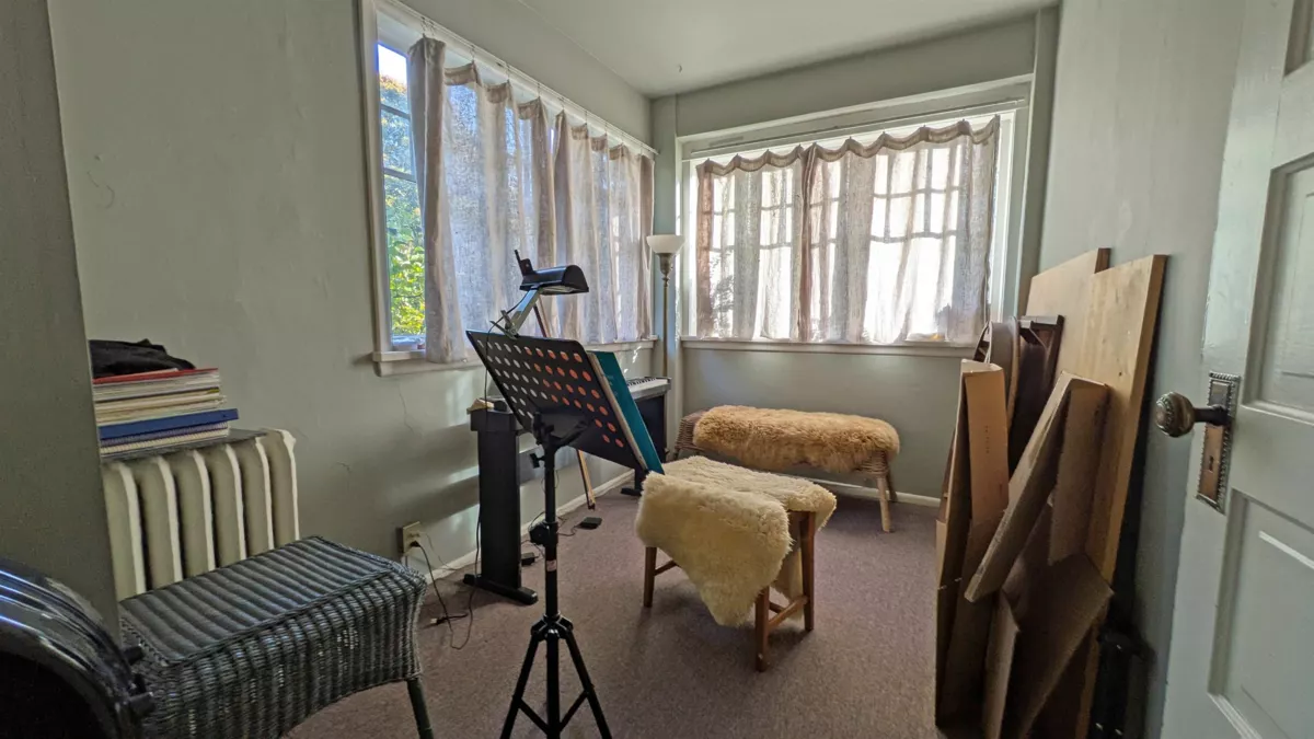 Pantry Photo of 345 W 11th Avenue, Vancouver, BC