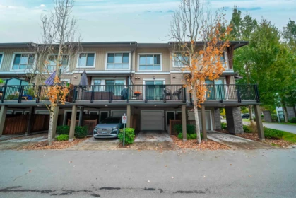 Backyard Photo of 123 6671 121 Street, Surrey, BC