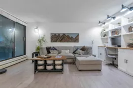 501 3771 Bartlett Court, Burnaby, BC