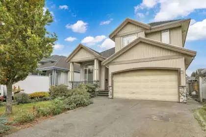 8333 146th Street, Surrey, BC, Surrey — Single Family Residence for sale