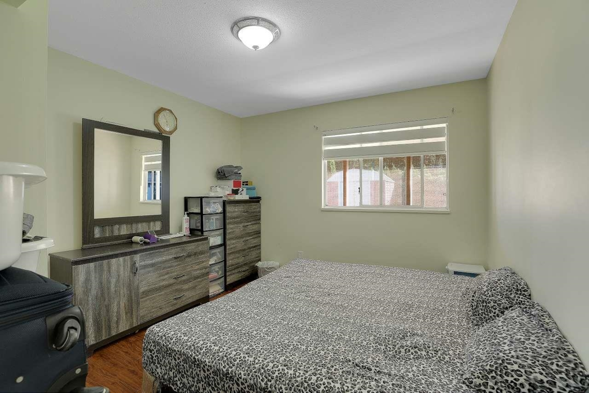 Garage Interior Photo of 1876 King George Boulevard, Surrey, BC