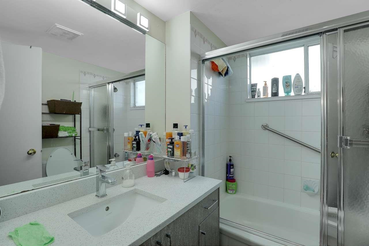 Staircase Photo of 1876 King George Boulevard, Surrey, BC