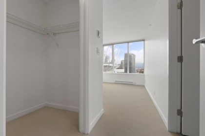 Powder Room Photo of 1902 33 Smithe Street, Vancouver, BC