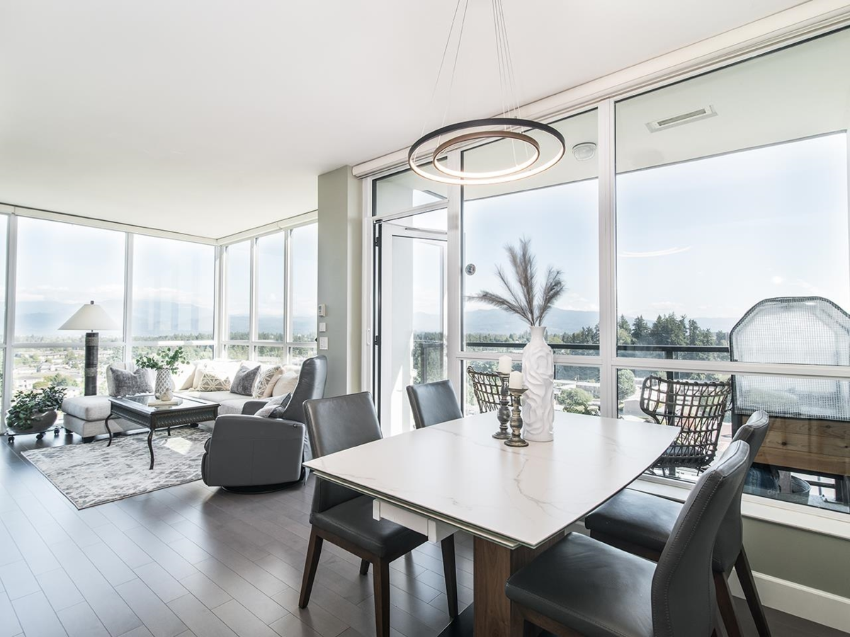 Breakfast Nook Photo of 1506 2180 Gladwin Road, Abbotsford, BC
