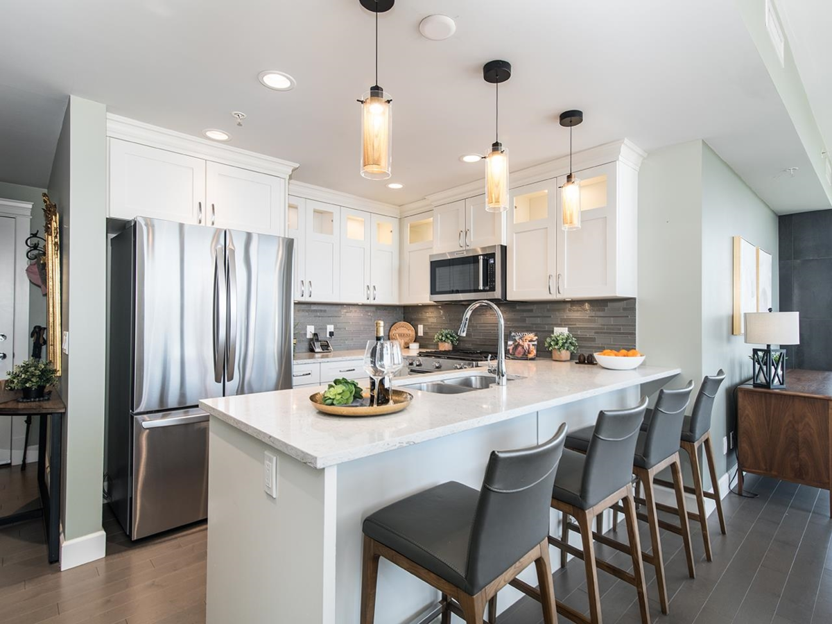 Dining Area Photo of 1506 2180 Gladwin Road, Abbotsford, BC