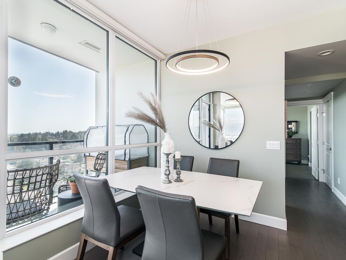 Primary Bedroom Photo of 1506 2180 Gladwin Road, Abbotsford, BC