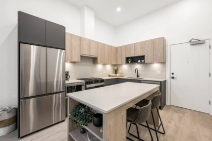 208 19577 65b Avenue, Surrey, BC, Surrey — Apartment/Condo for sale