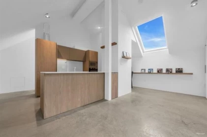 3 829 Keefer Street, Vancouver, BC
