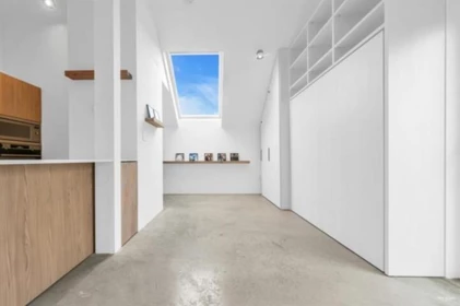 3 829 Keefer Street, Vancouver, BC