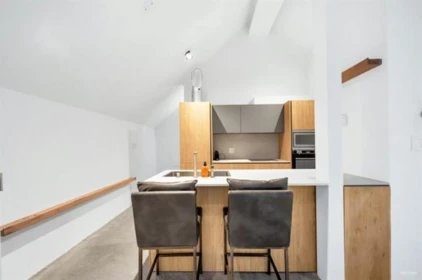 Primary Bedroom Photo of 3 829 Keefer Street, Vancouver, BC
