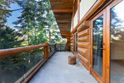 Breakfast Nook Photo of 6252 Bishop Way, Whistler, BC