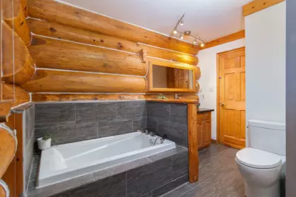 Kitchen Island Photo of 6252 Bishop Way, Whistler, BC