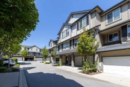 28 20831 70 Avenue, Langley, BC, Langley — Townhouse for sale