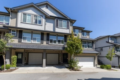 28 20831 70 Avenue, Langley, BC, Langley — Townhouse for sale