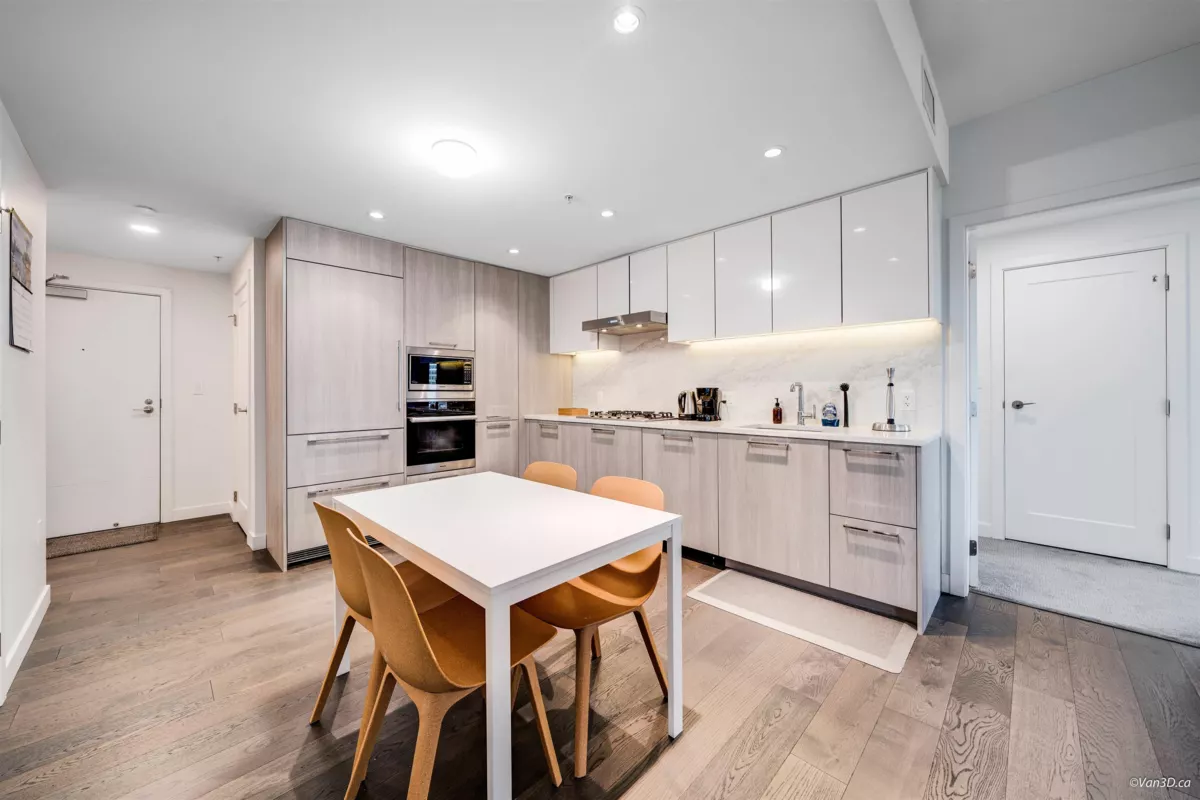 Dining Area Photo of 912 8160 Mcmyn Way, Richmond, BC