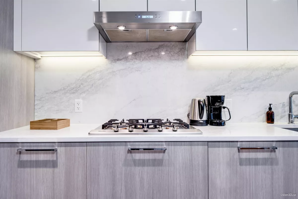 Kitchen Photo of 912 8160 Mcmyn Way, Richmond, BC