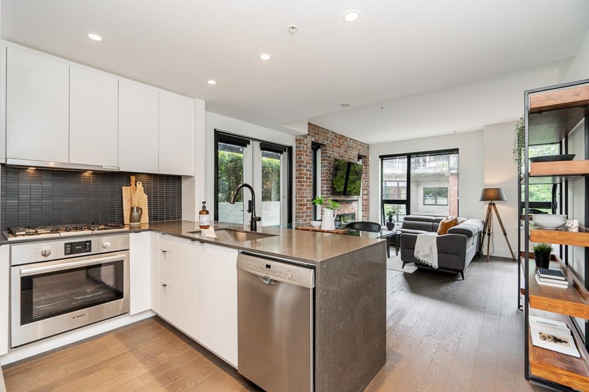 Kitchen Island Photo of 1 83 Moody Street, Port Moody, BC