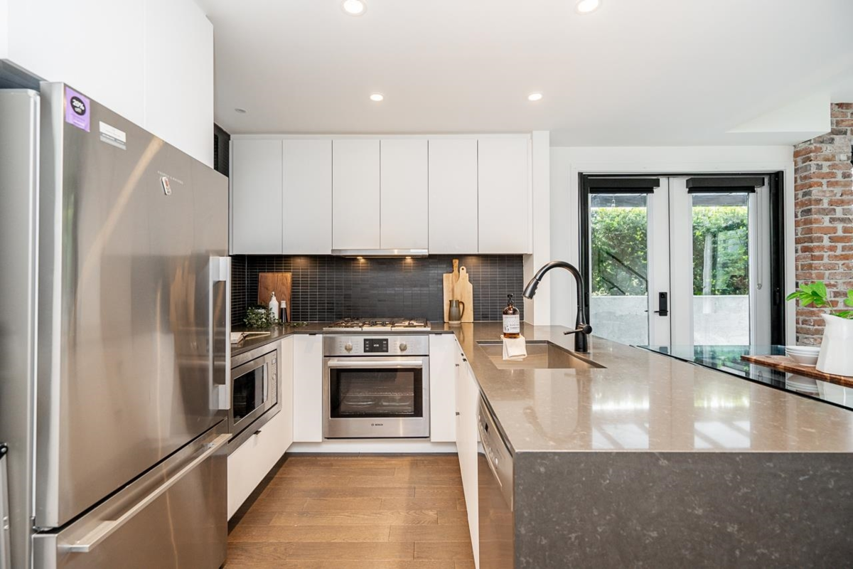 Kitchen Photo of 1 83 Moody Street, Port Moody, BC