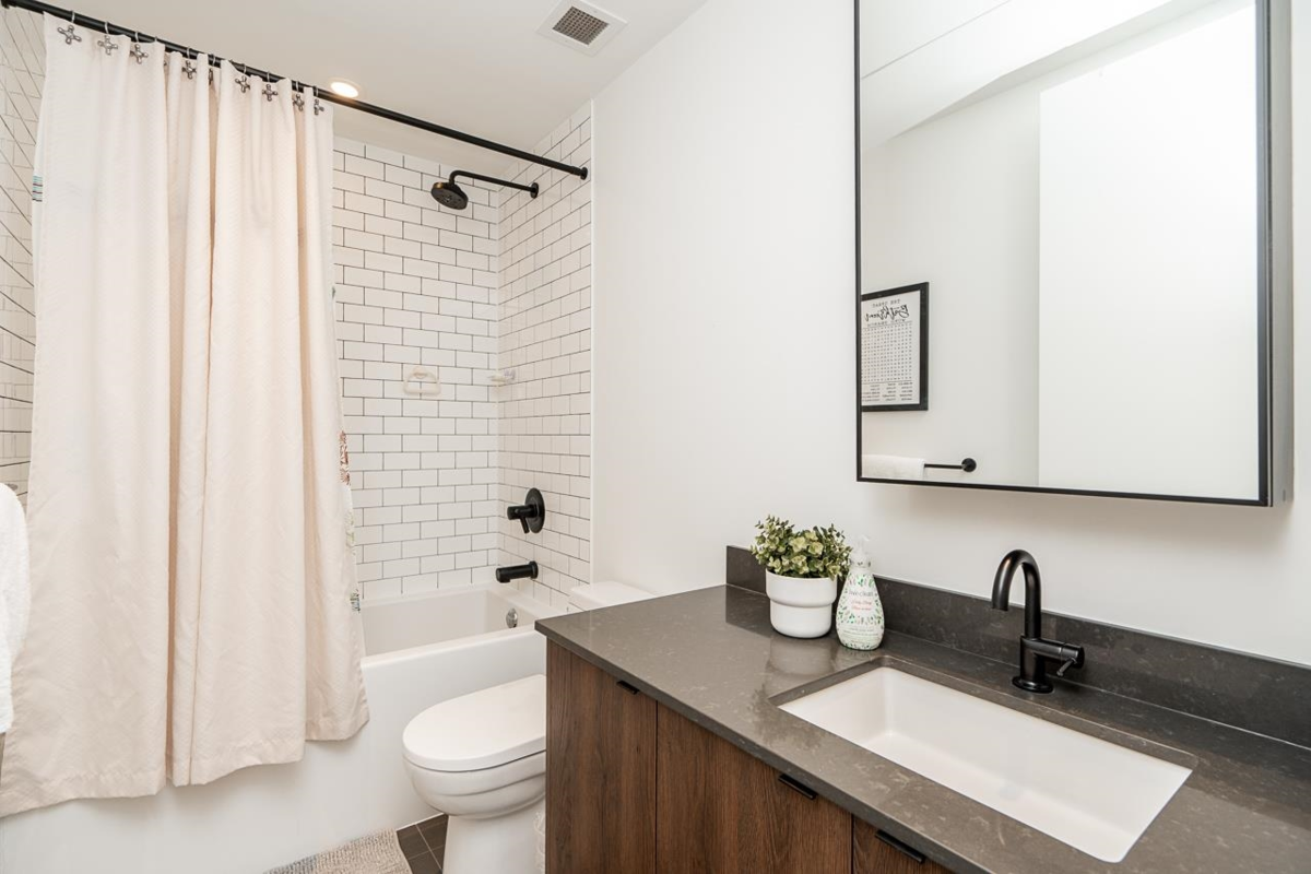 Loft / Bonus Room Photo of 1 83 Moody Street, Port Moody, BC