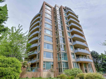 702 7108 Edmonds Street, Burnaby, BC, Burnaby — Apartment/Condo for sale