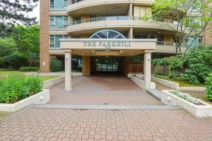 702 7108 Edmonds Street, Burnaby, BC, Burnaby — Apartment/Condo for sale