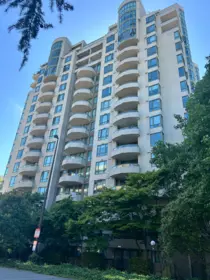 801 7380 Elmbridge Way, Richmond, BC, Richmond — Apartment/Condo for sale