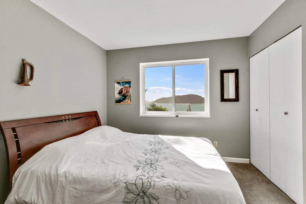 Laundry Room Photo of 45 Sweetwater Place, Lions Bay, BC